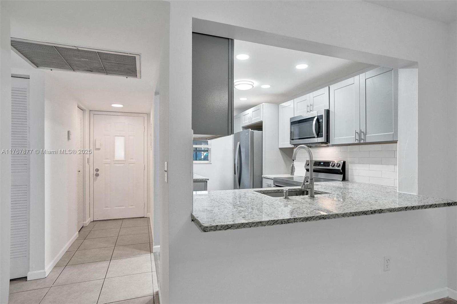 MONTEREY VILLAGE-ONE COND - Residential