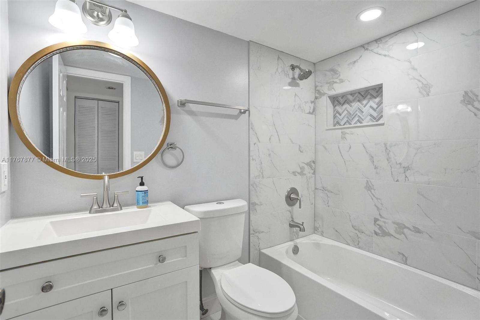 MONTEREY VILLAGE-ONE COND - Residential