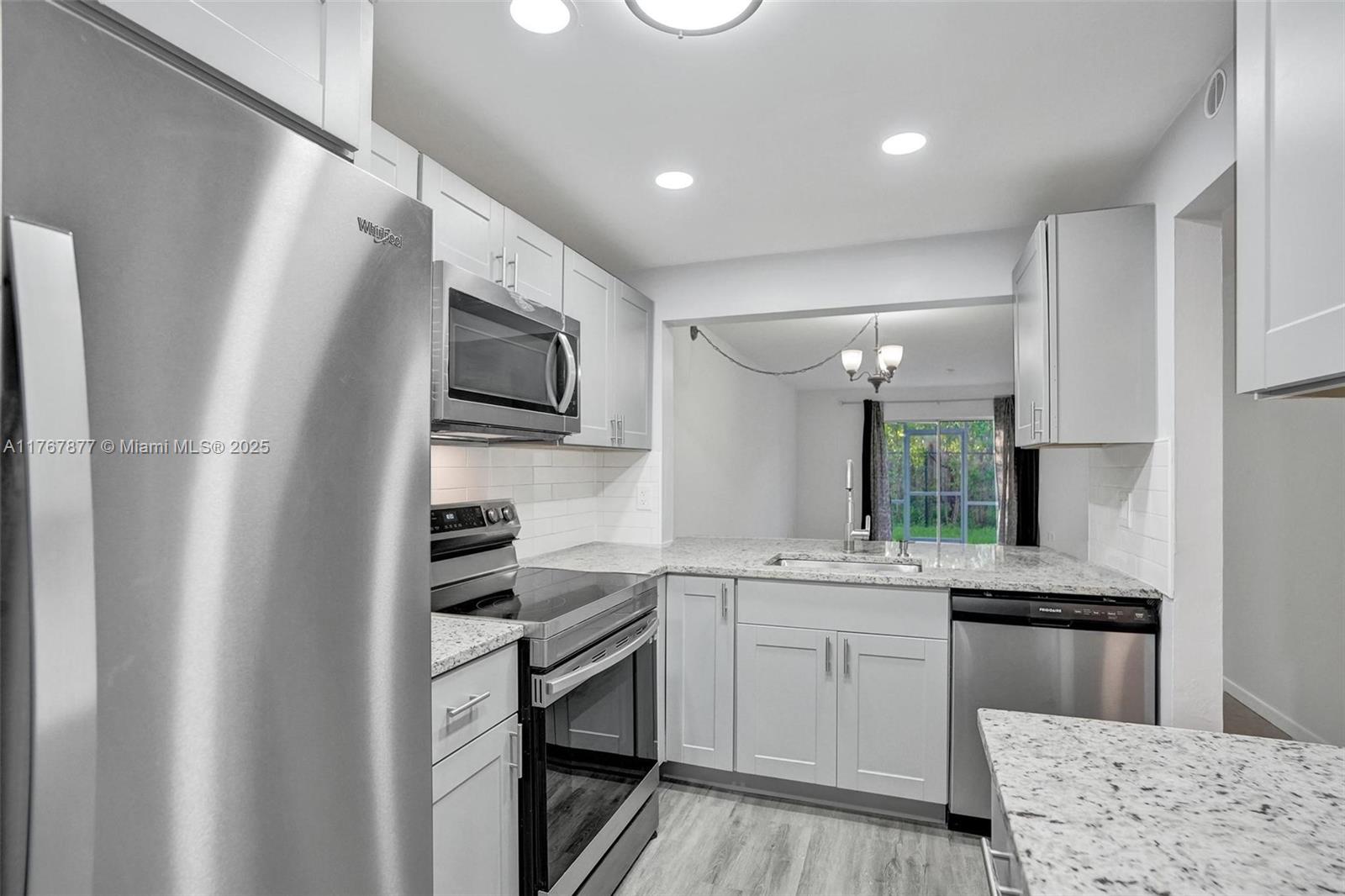 MONTEREY VILLAGE-ONE COND - Residential