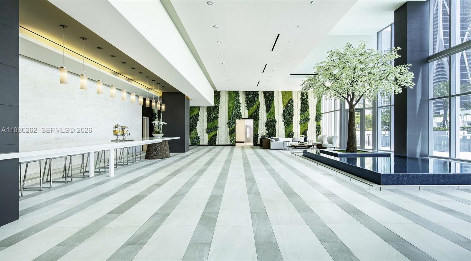 PARAMOUNT MIAMI WORLDCENT - Residential Lease