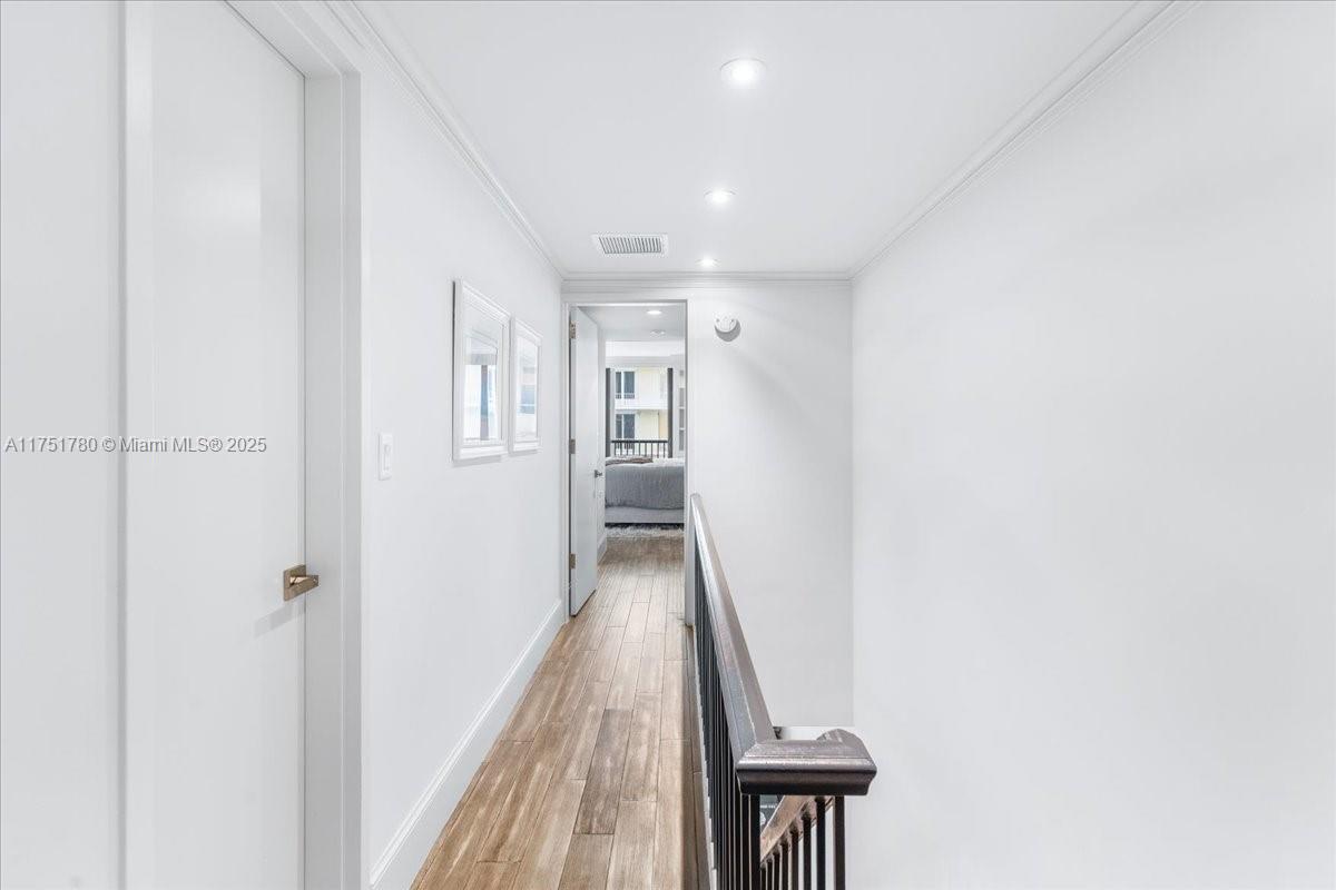 FOUR HUNDRED SO OCEAN BLV - Residential