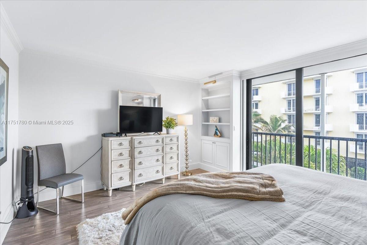 FOUR HUNDRED SO OCEAN BLV - Residential