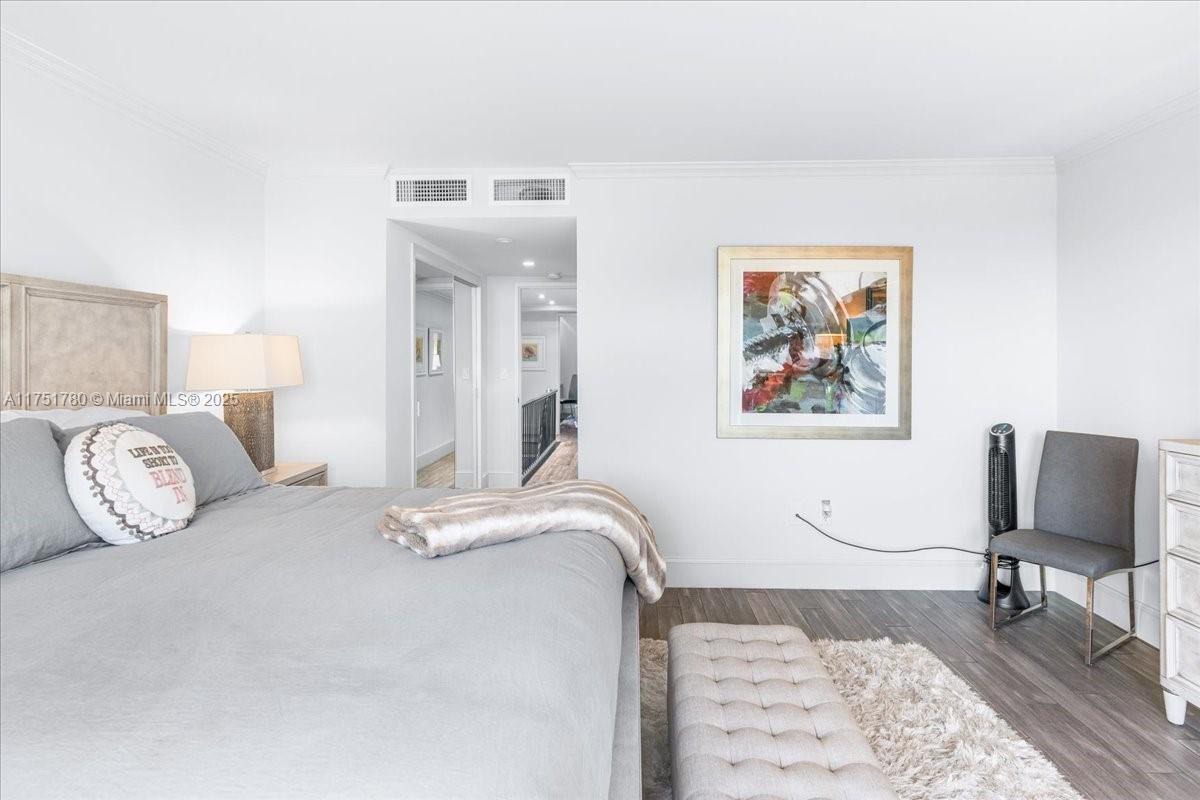 FOUR HUNDRED SO OCEAN BLV - Residential