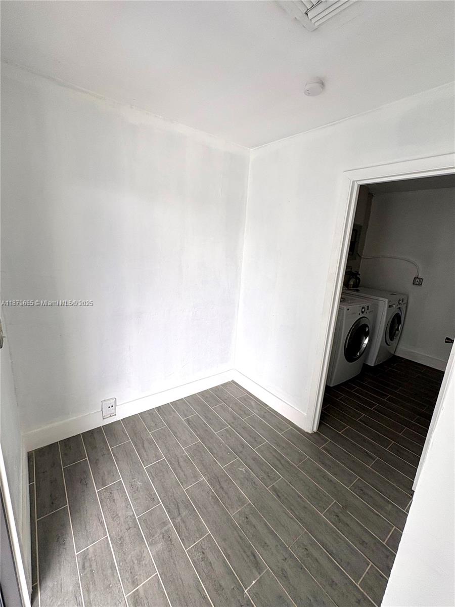 CAROL CITY 4TH ADDN - Residential Lease