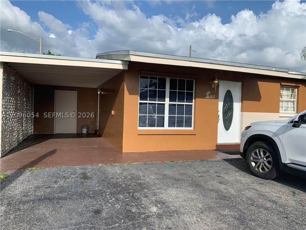 Photo of 4812 SW 45th Ave, Dania Beach, FL 33314 (MLS # A12096054)
