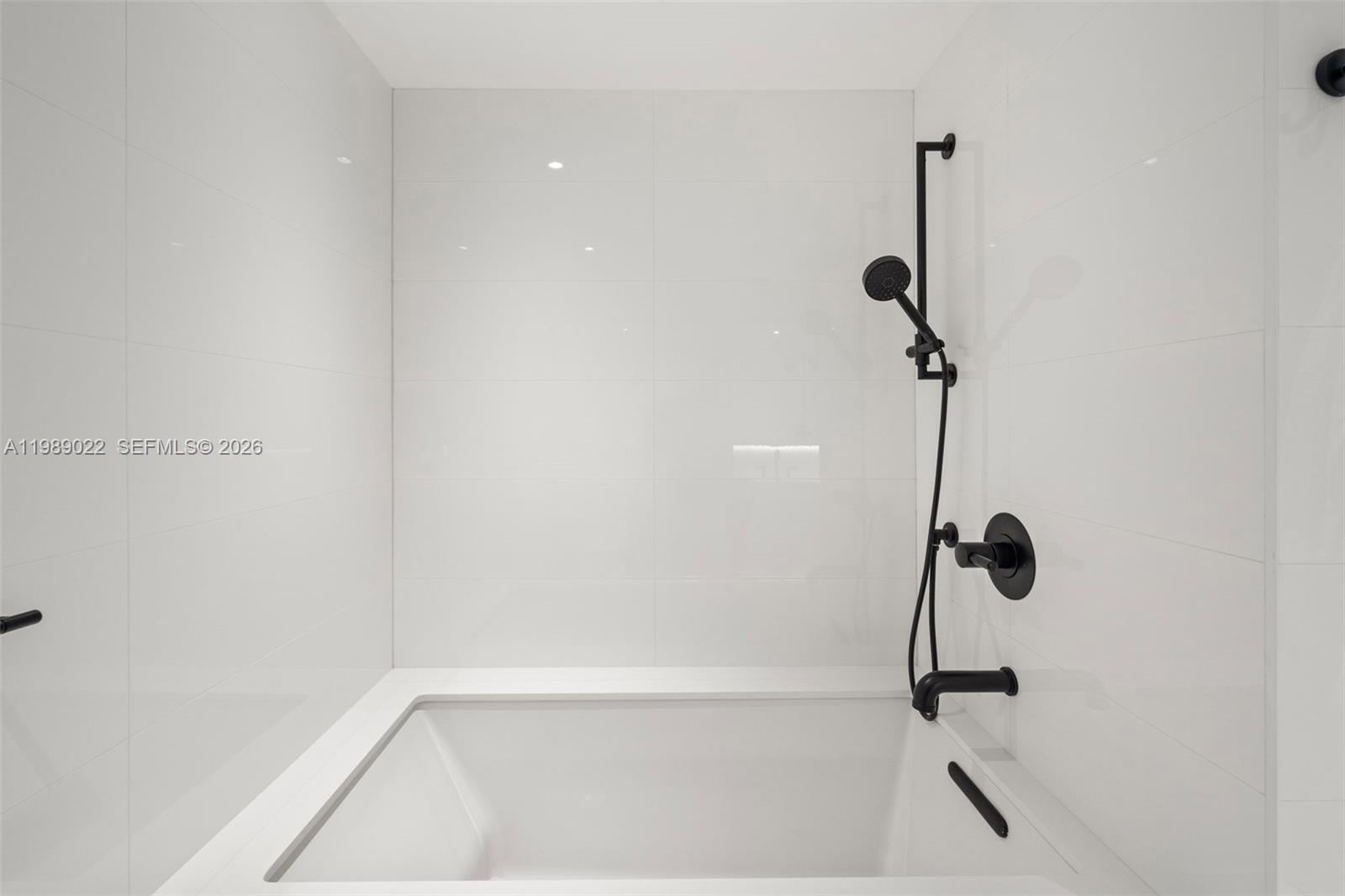 BAL HARBOUR TOWER CONDO - Residential