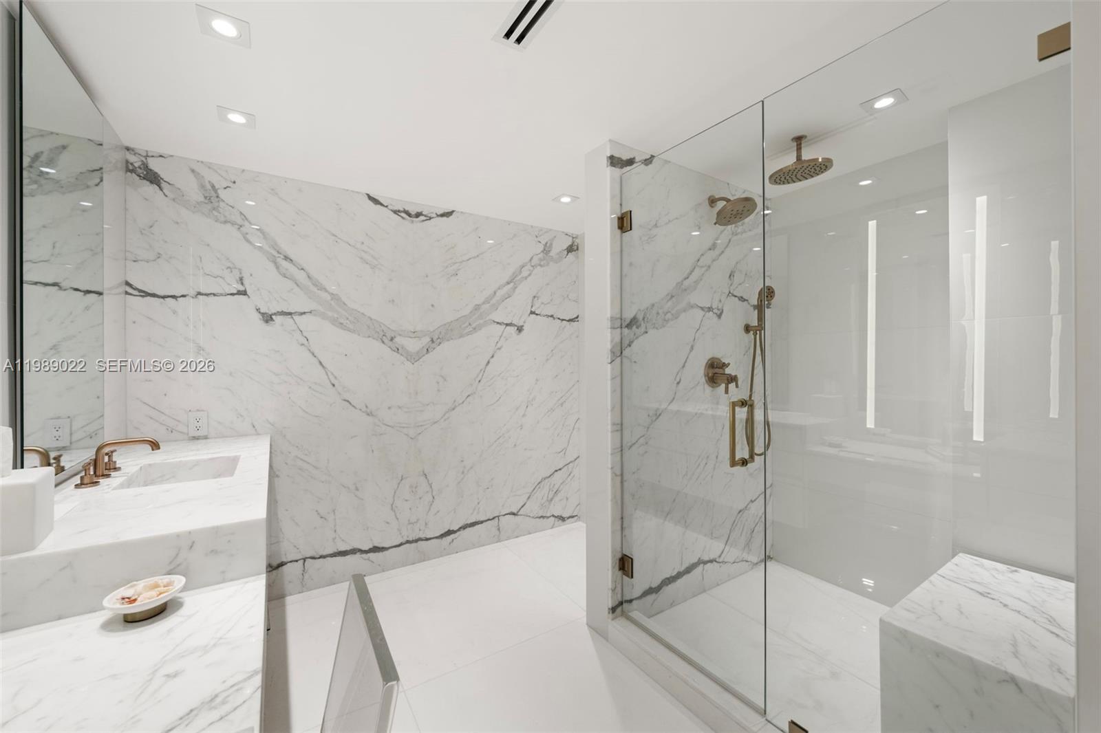 BAL HARBOUR TOWER CONDO - Residential