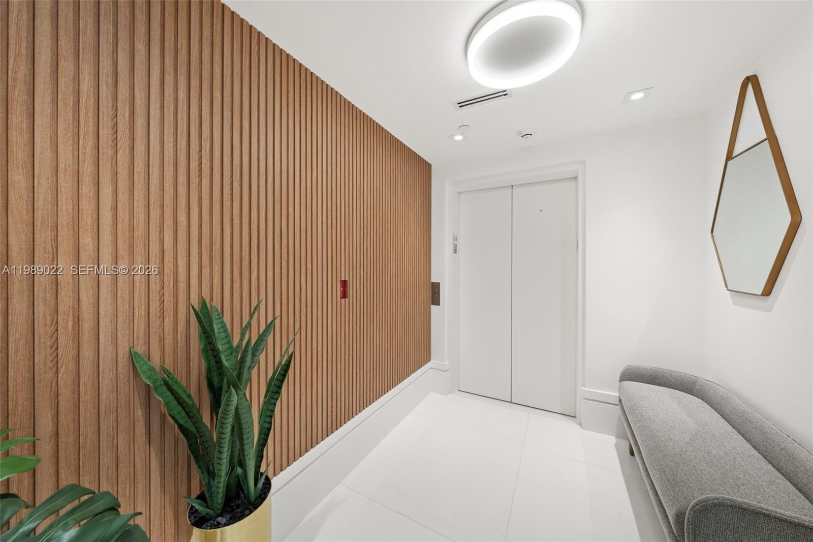 BAL HARBOUR TOWER CONDO - Residential