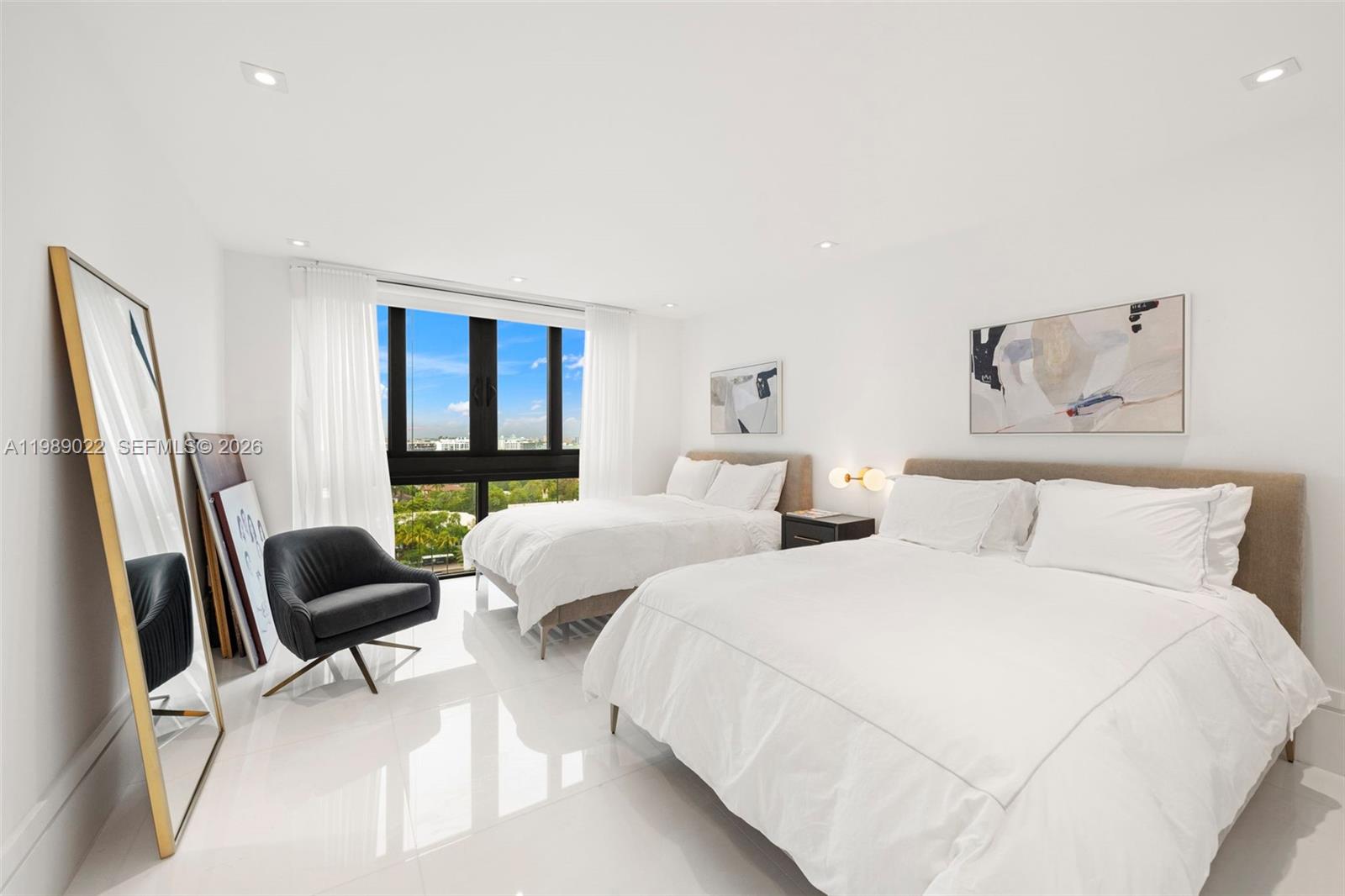 BAL HARBOUR TOWER CONDO - Residential