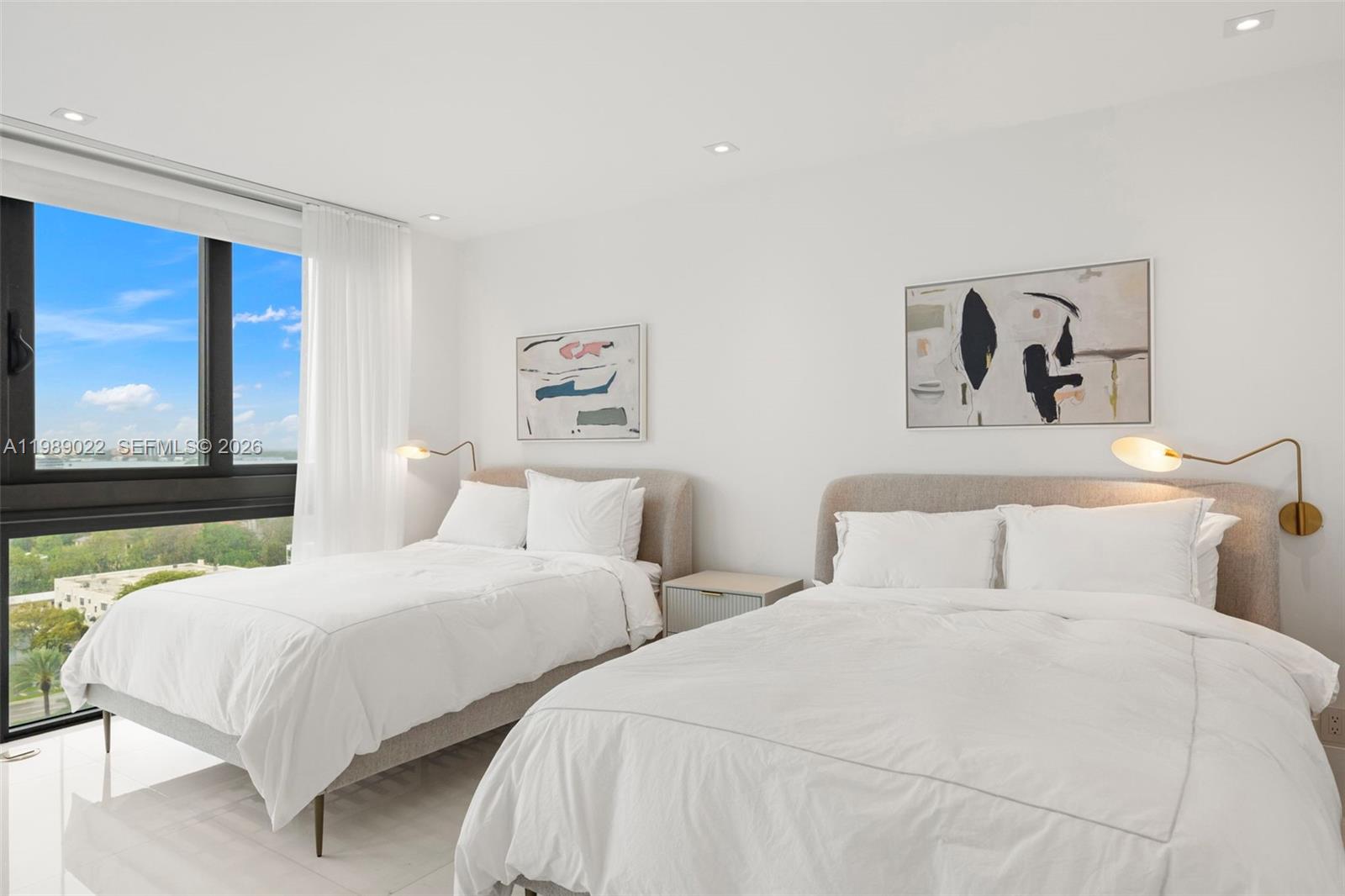 BAL HARBOUR TOWER CONDO - Residential