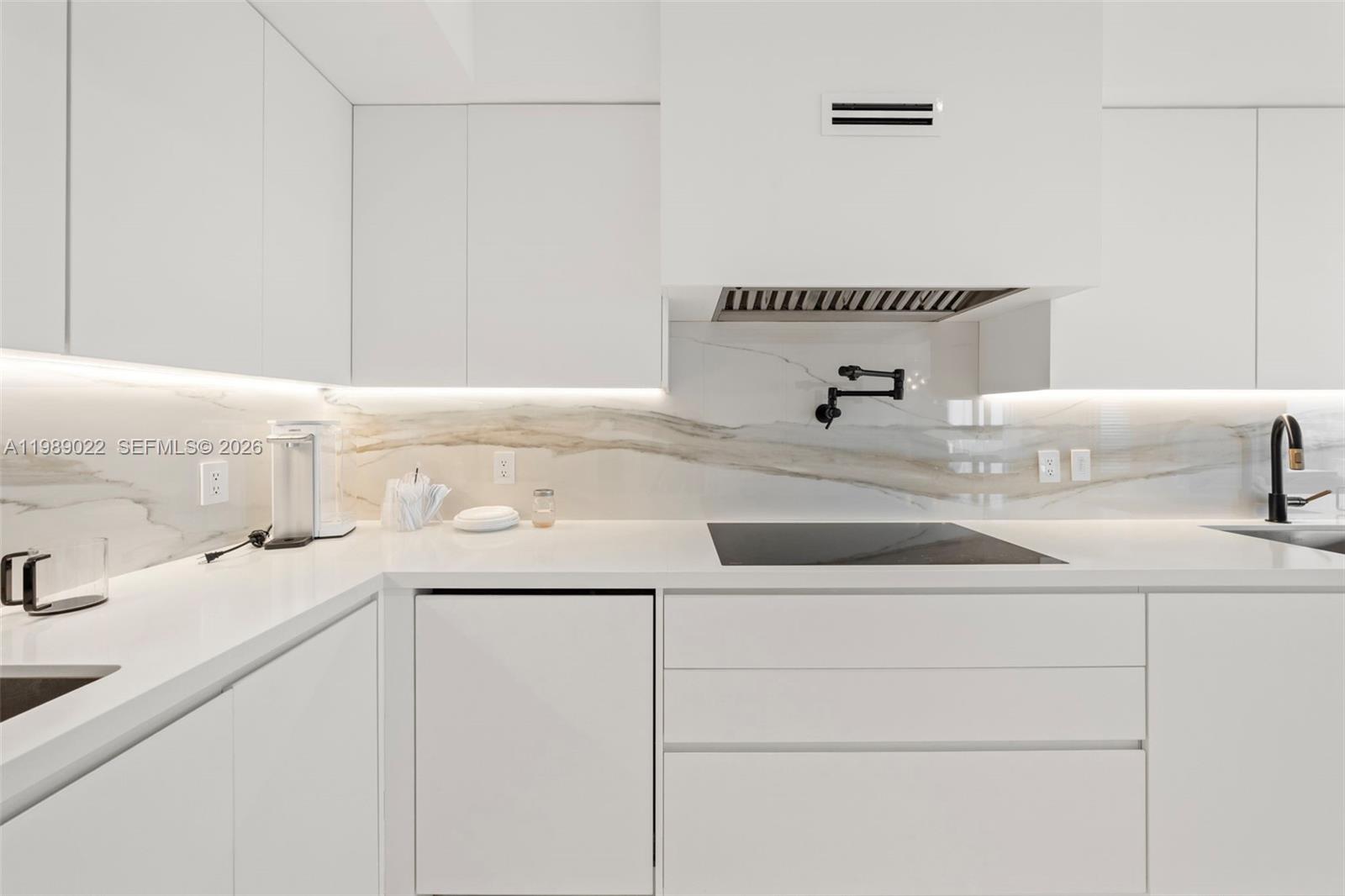 BAL HARBOUR TOWER CONDO - Residential