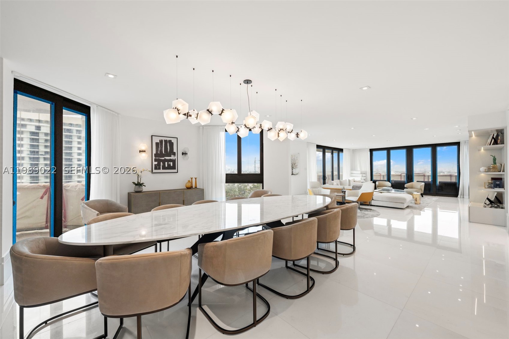 9999 Collins Ave 11J