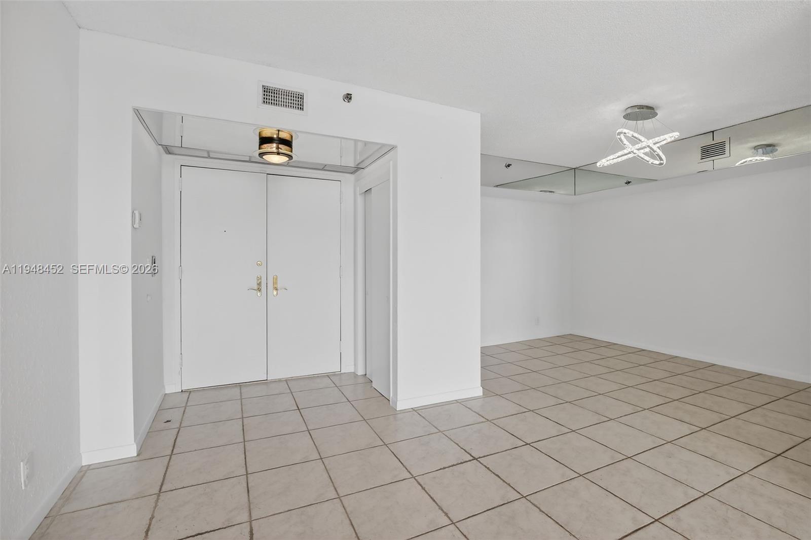 HAMPTONS WEST CONDO - Residential