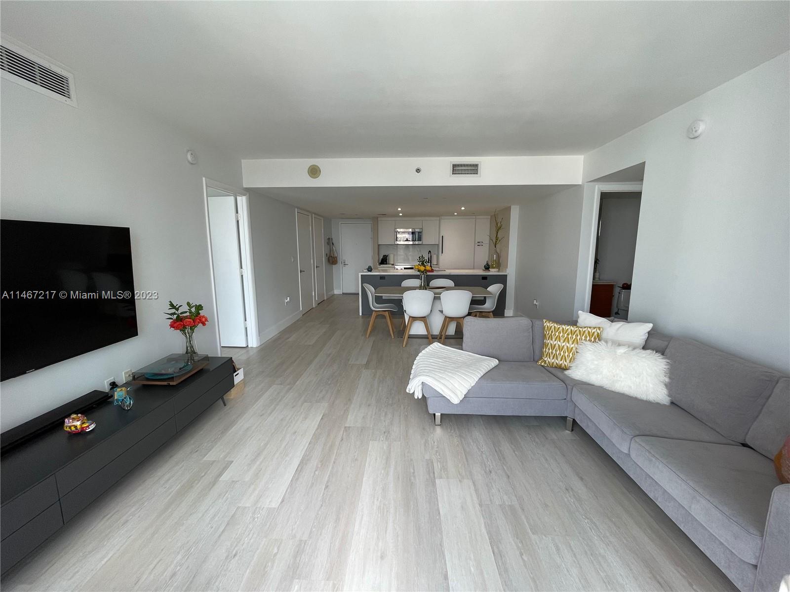 50 BISCAYNE CONDO - Residential Lease