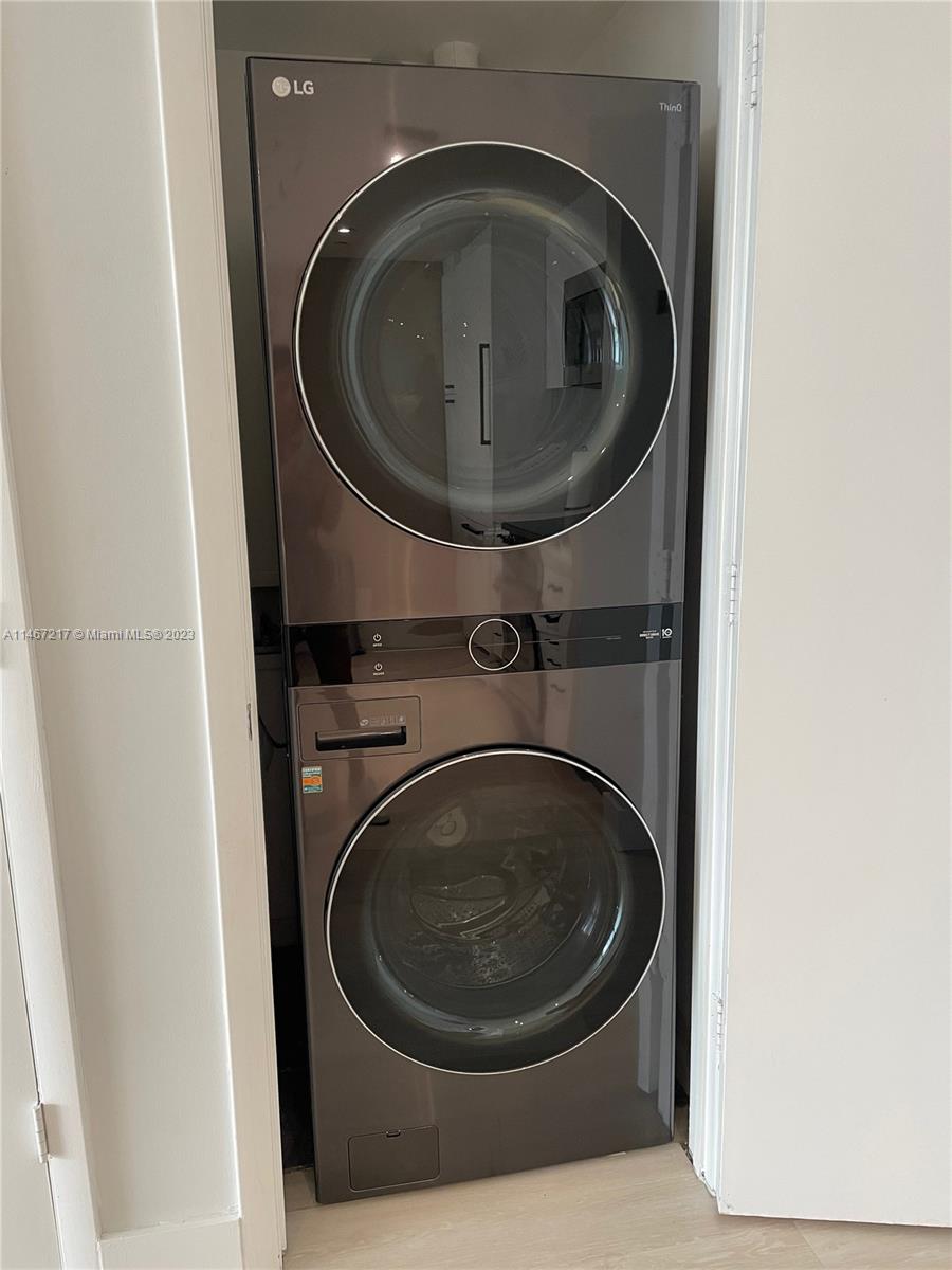 50 BISCAYNE CONDO - Residential Lease
