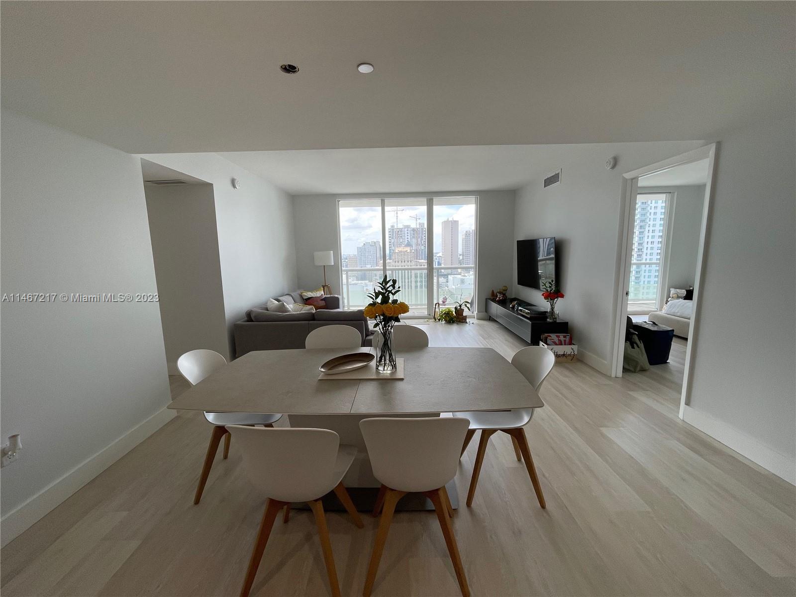 50 BISCAYNE CONDO - Residential Lease