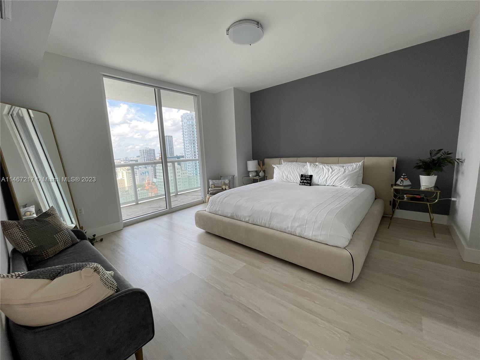 50 BISCAYNE CONDO - Residential Lease
