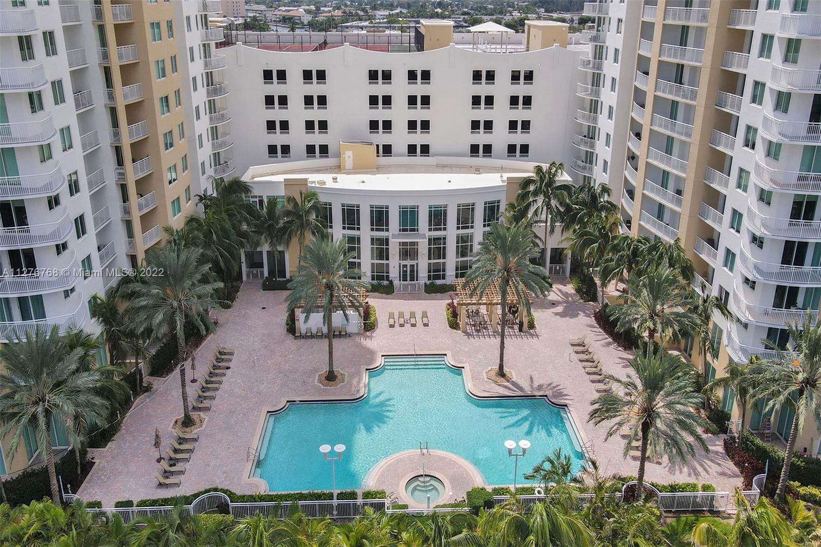 DUO CONDOMINIUM EAST - Residential