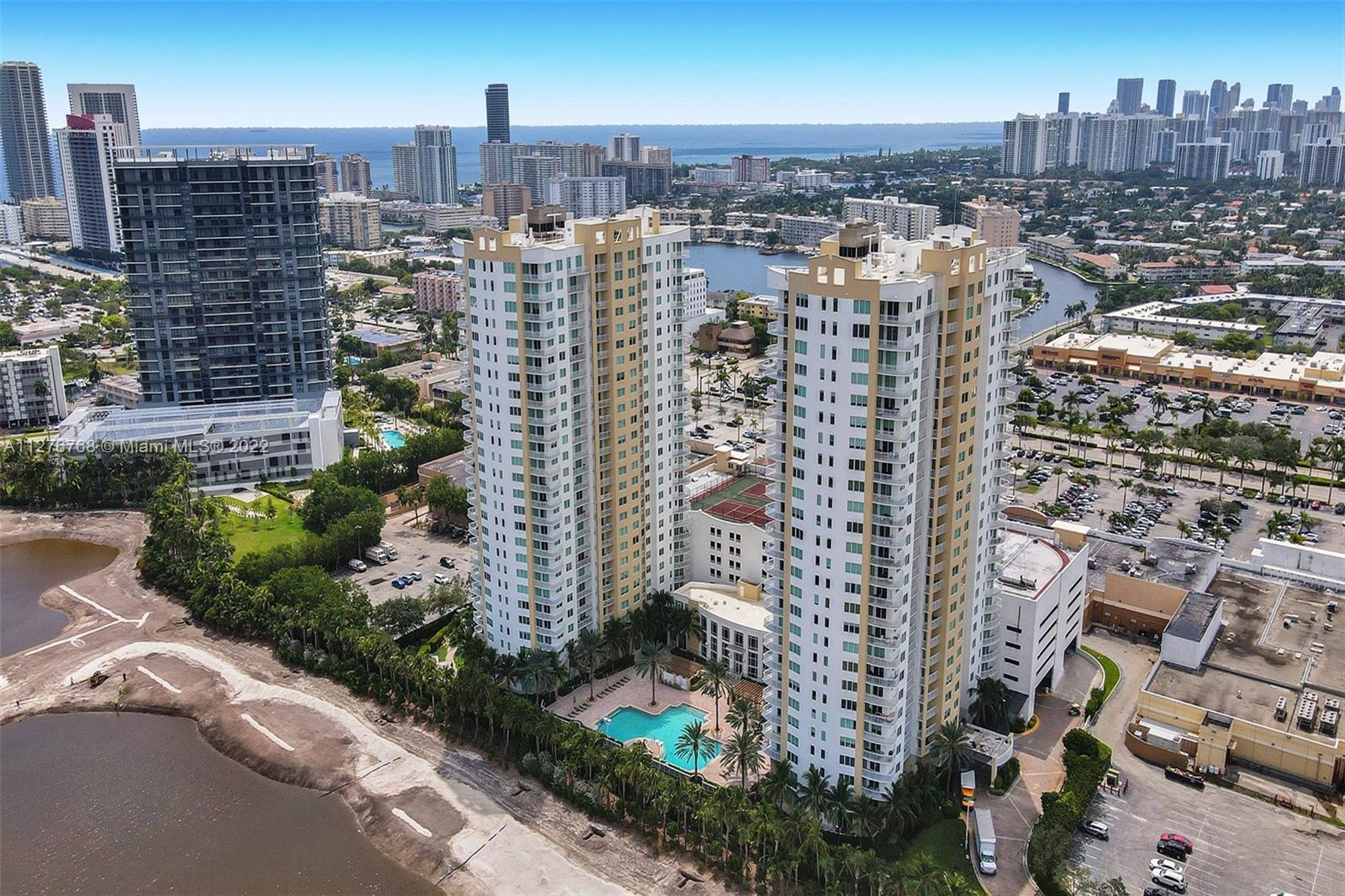 DUO CONDOMINIUM EAST - Residential