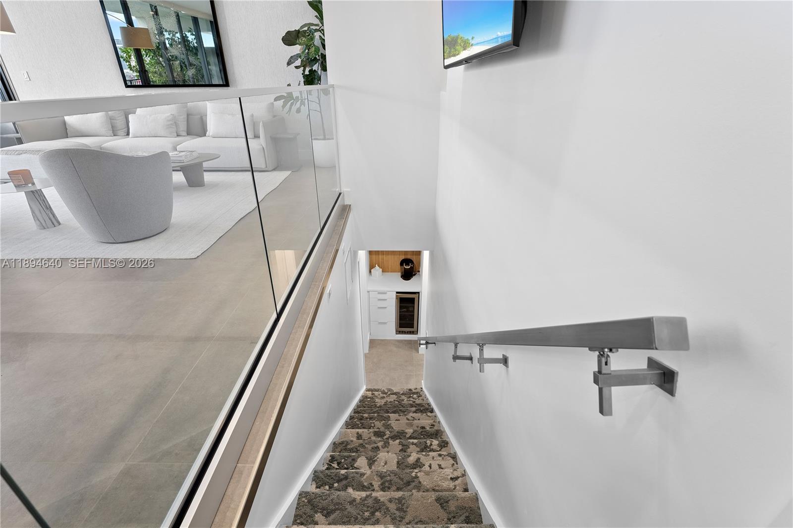 ONE THOUSAND VENETIAN WAY - Residential