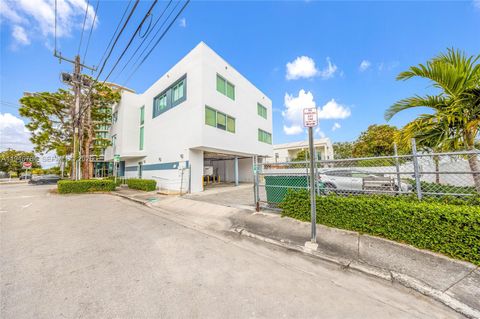 1693 SW 27th Ave Miami FL 33145