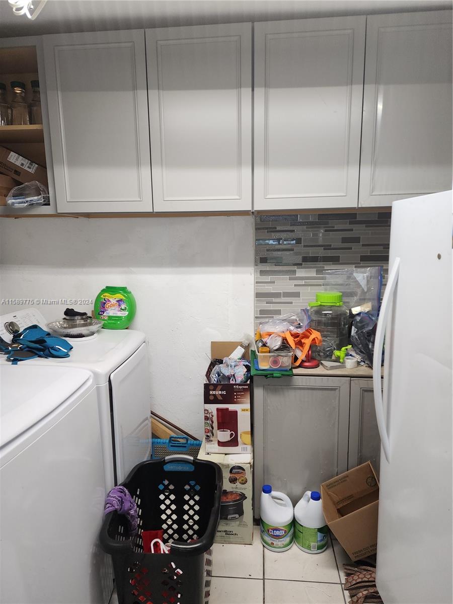 AVON HEIGHTS - Residential