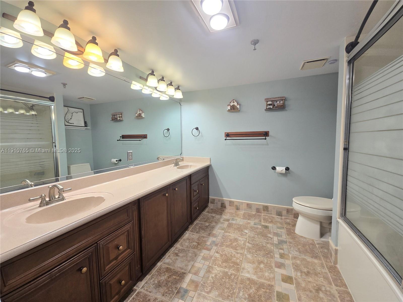 EVERGLADES CLUB CONDO - Residential Lease