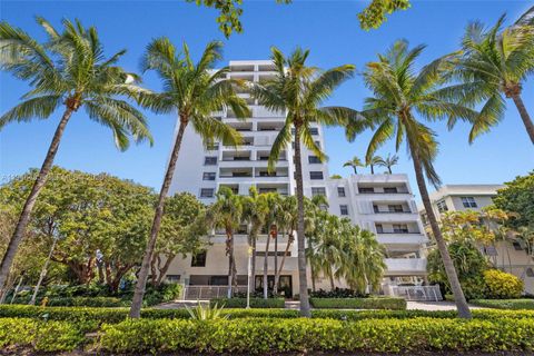 Photo of 1775 Washington Ave #4C, Miami Beach, FL 33139 (MLS # A11946485)
