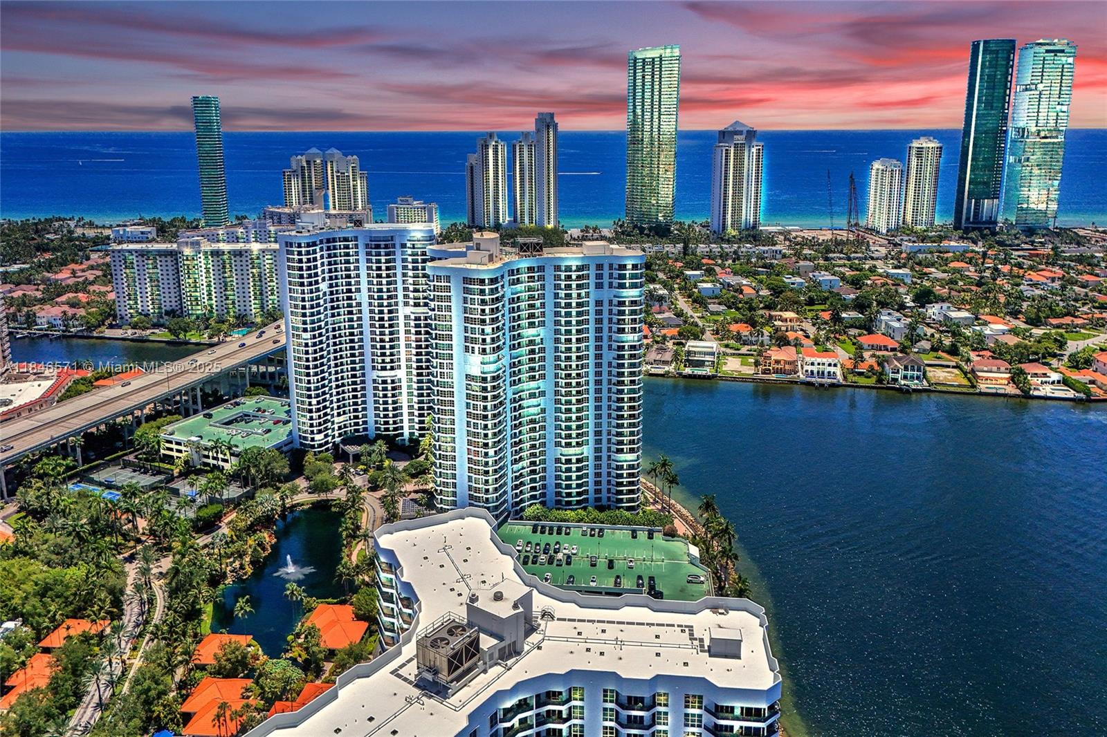 MYSTIC POINTE CONDO NO TH - Residential