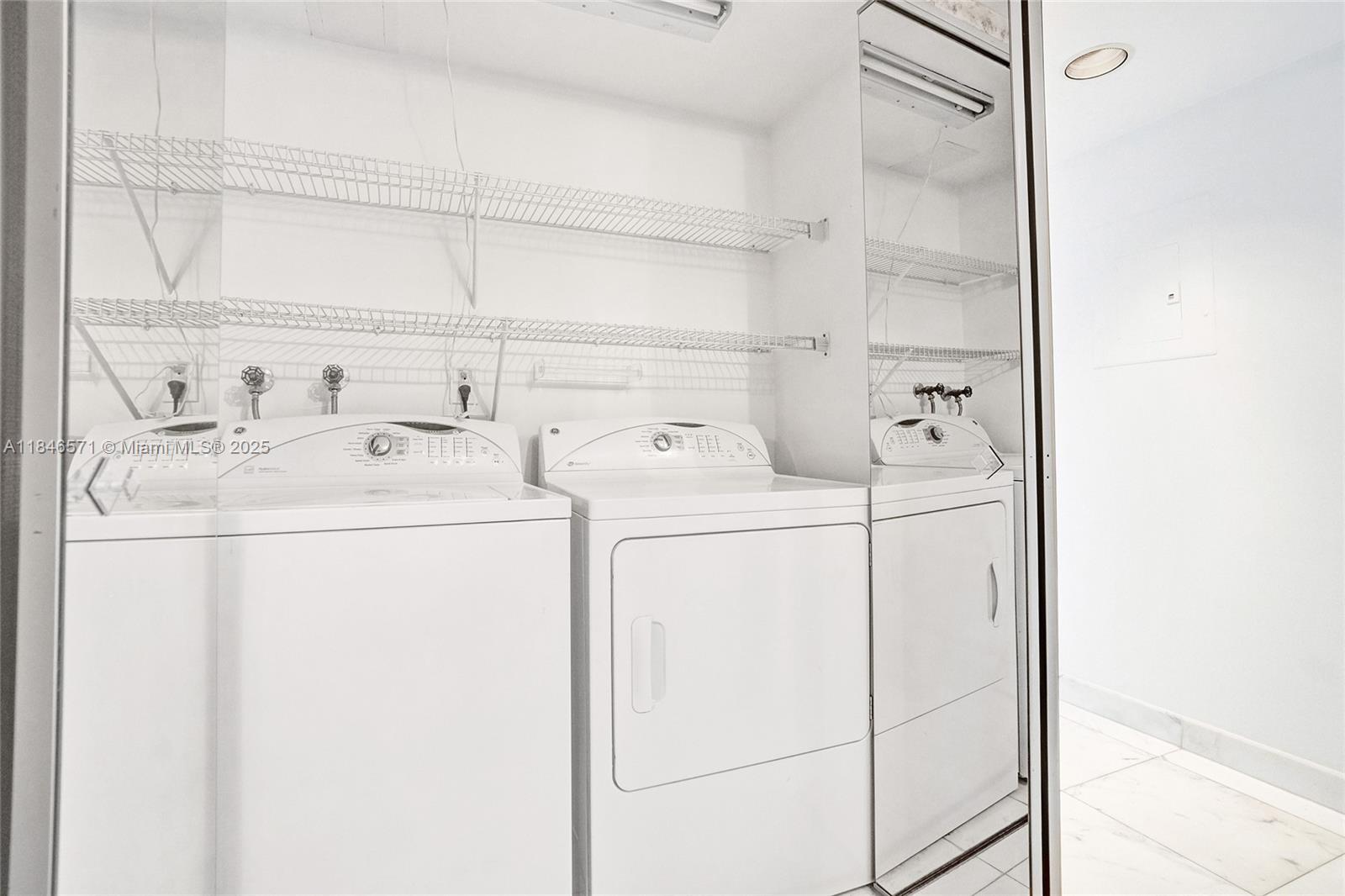 MYSTIC POINTE CONDO NO TH - Residential