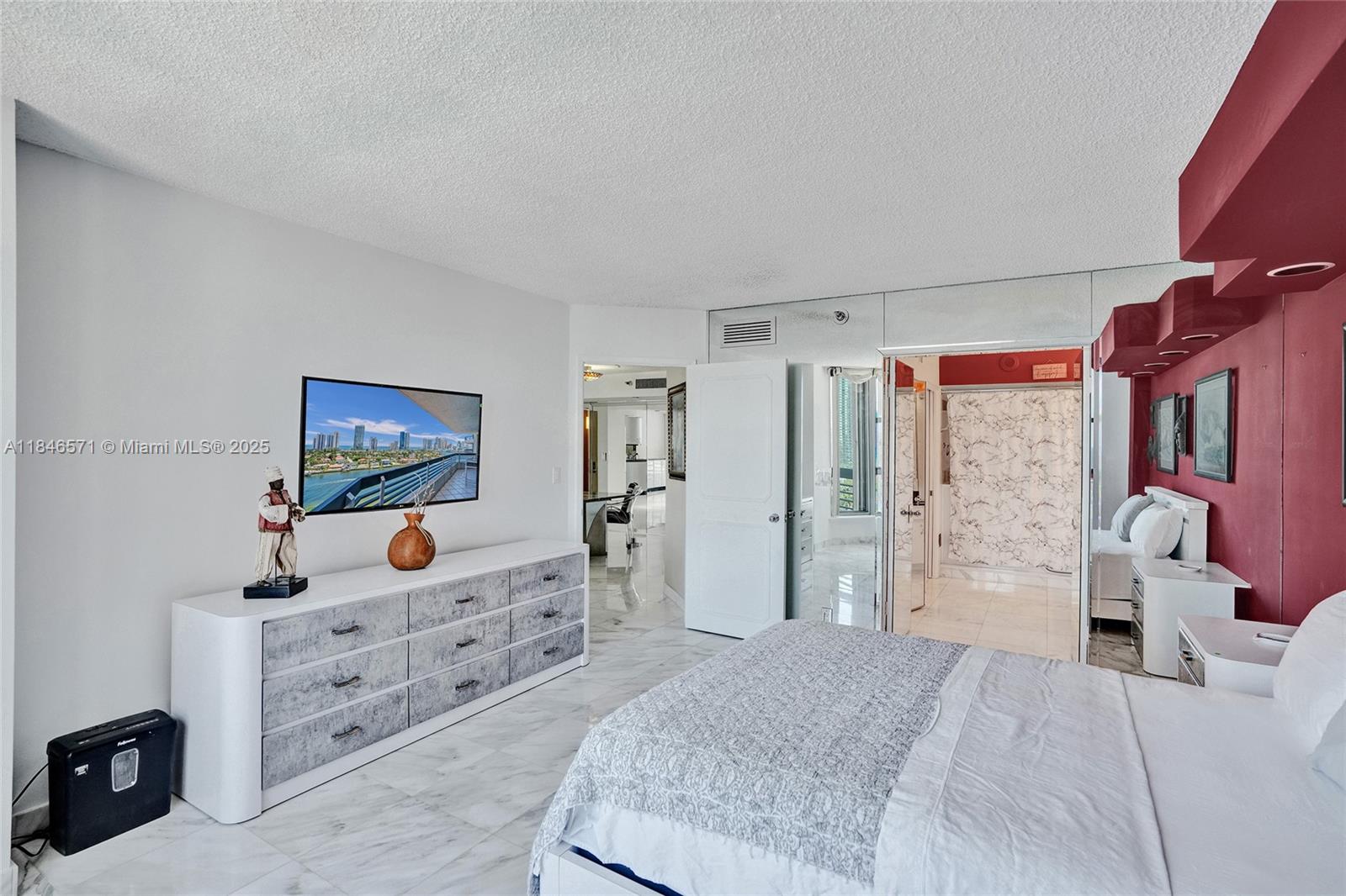 MYSTIC POINTE CONDO NO TH - Residential