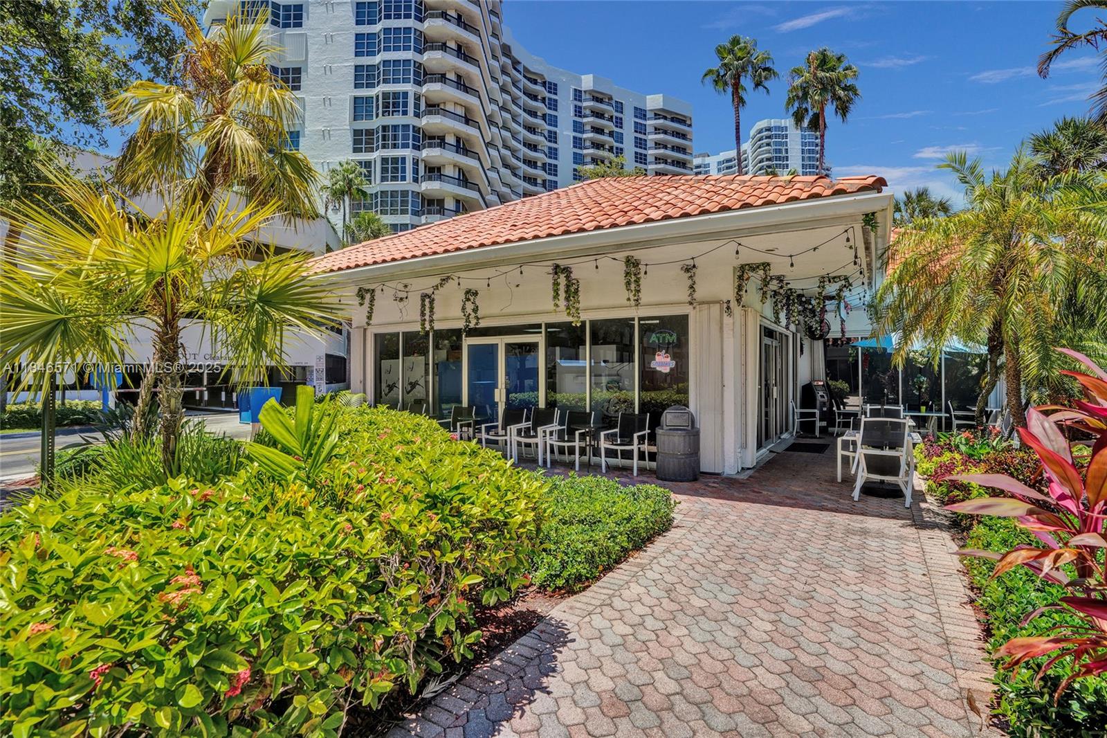 MYSTIC POINTE CONDO NO TH - Residential