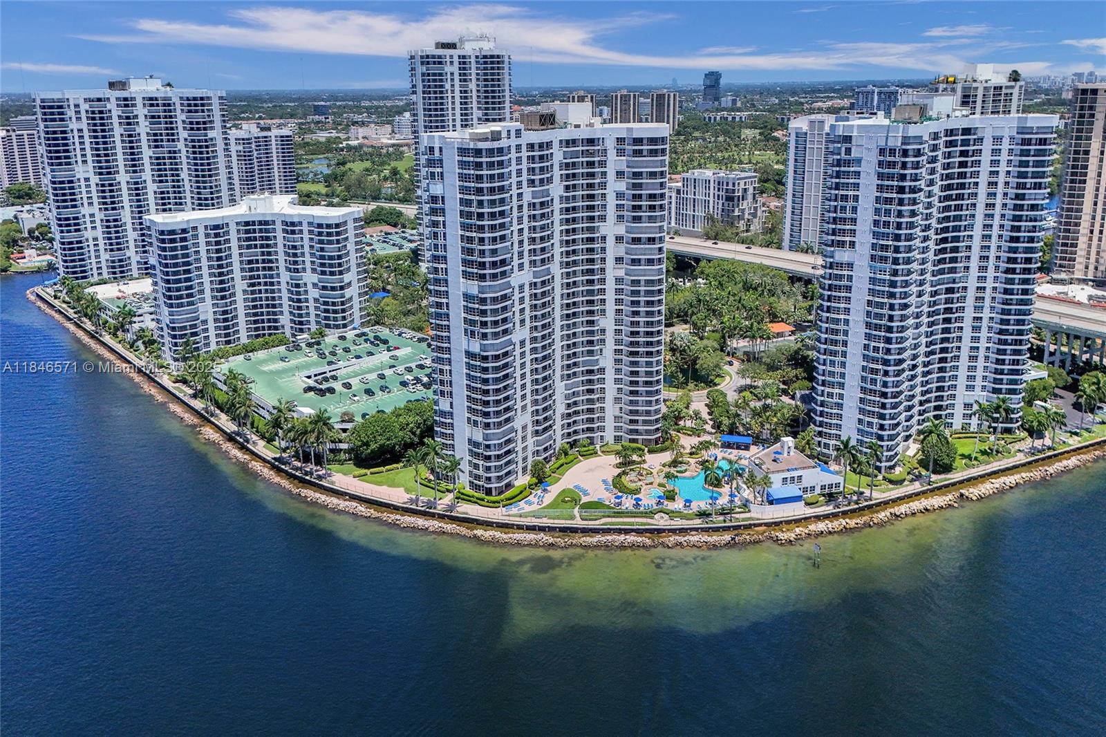 MYSTIC POINTE CONDO NO TH - Residential