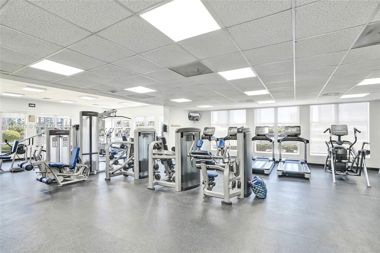 MYSTIC POINTE CONDO NO TH - Residential