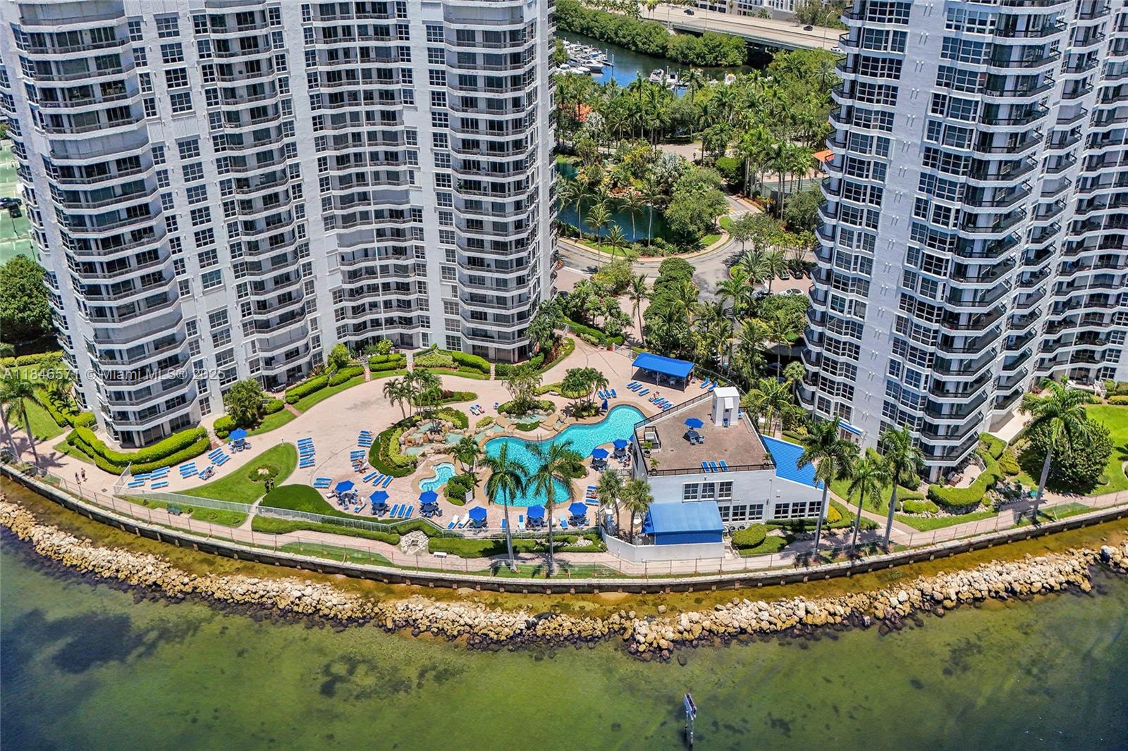 MYSTIC POINTE CONDO NO TH - Residential