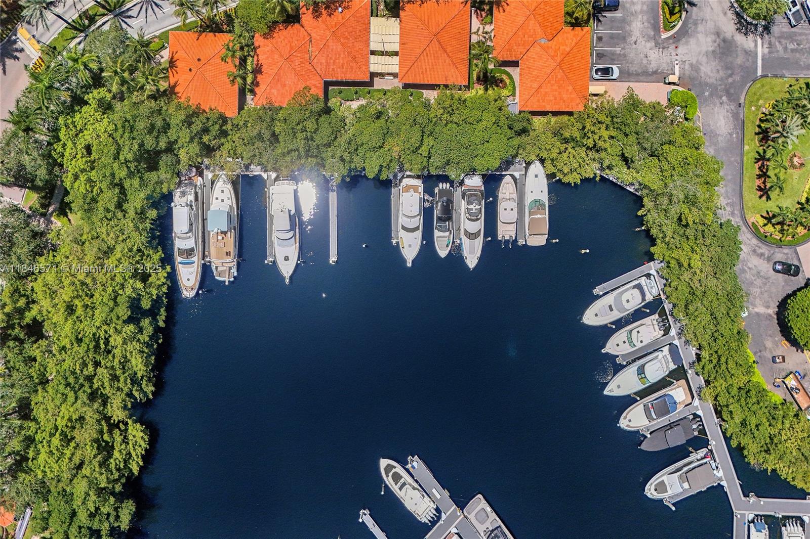 MYSTIC POINTE CONDO NO TH - Residential