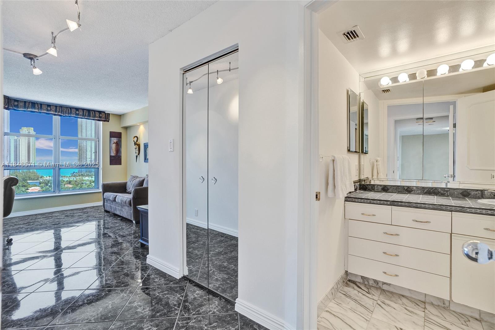 MYSTIC POINTE CONDO NO TH - Residential