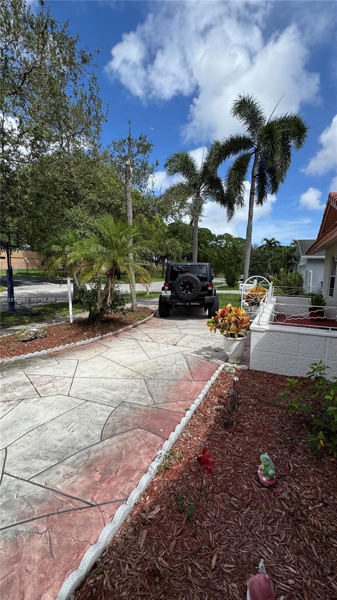 COCONUT CREEK 7TH SEC - Residential