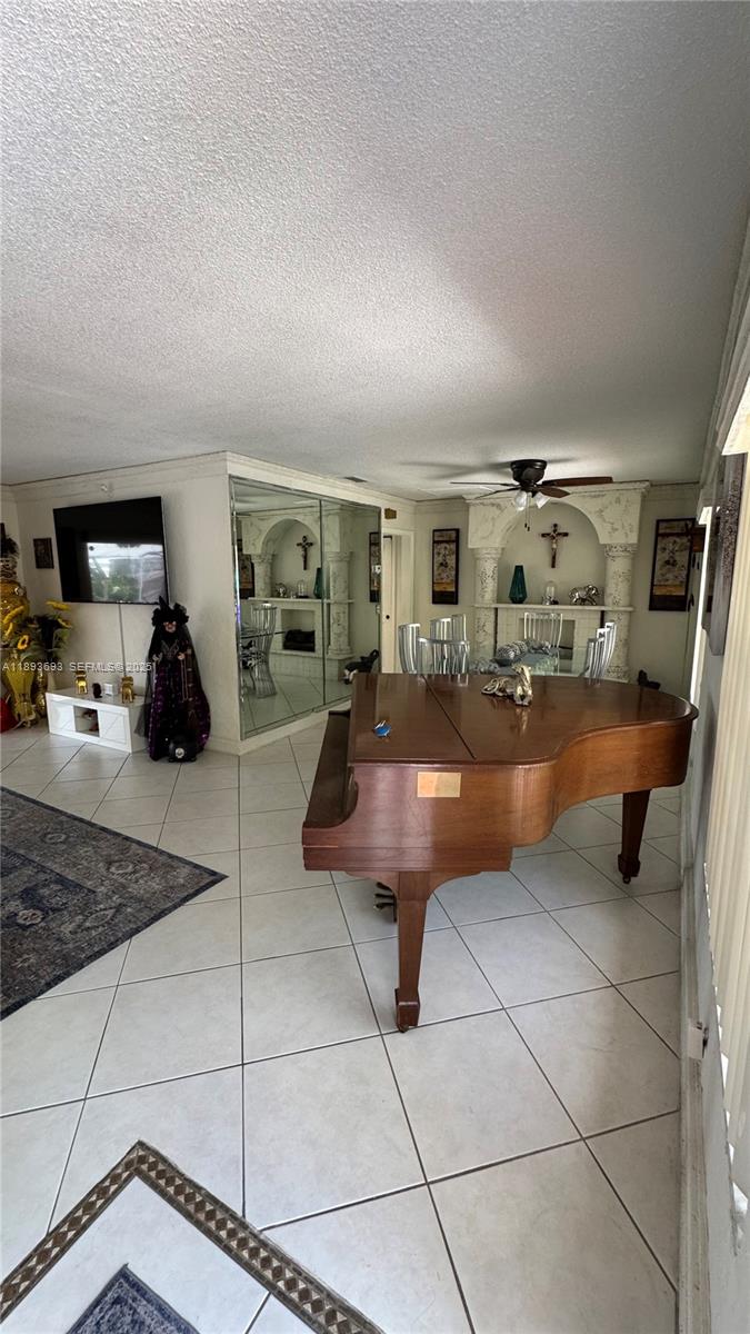 COCONUT CREEK 7TH SEC - Residential