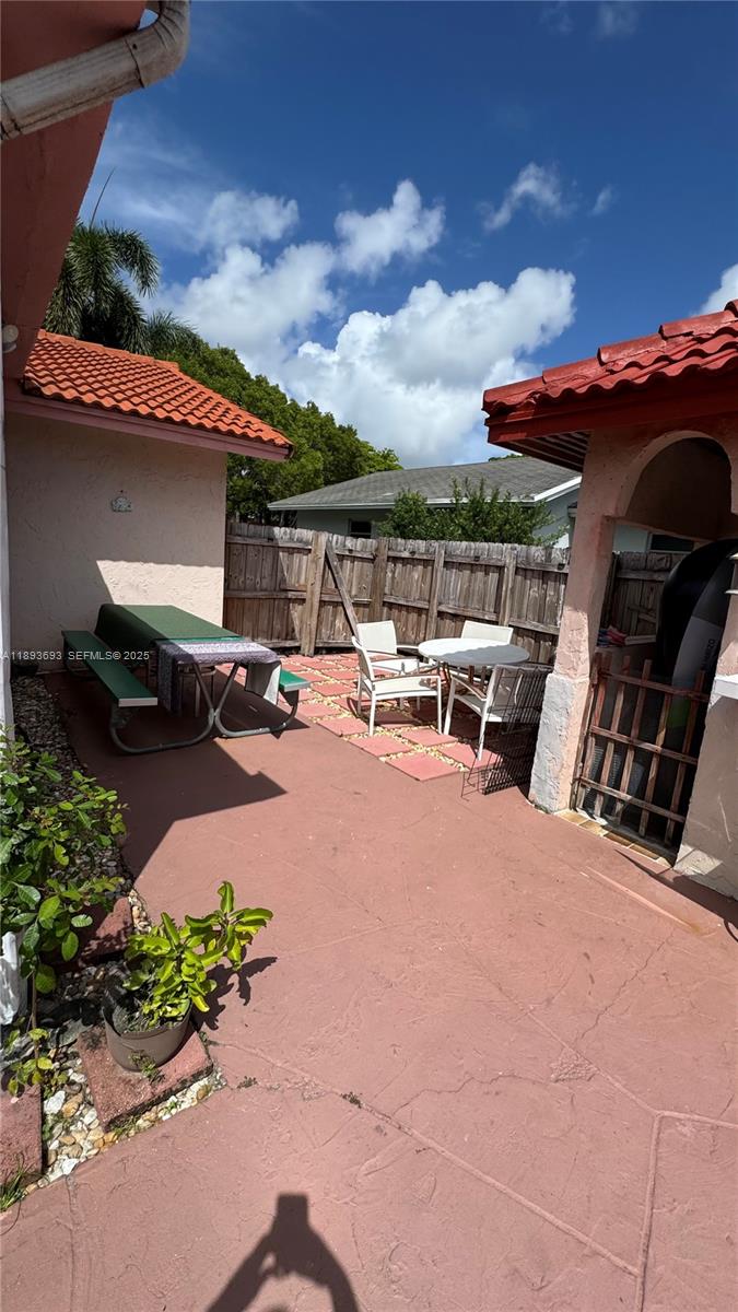 COCONUT CREEK 7TH SEC - Residential