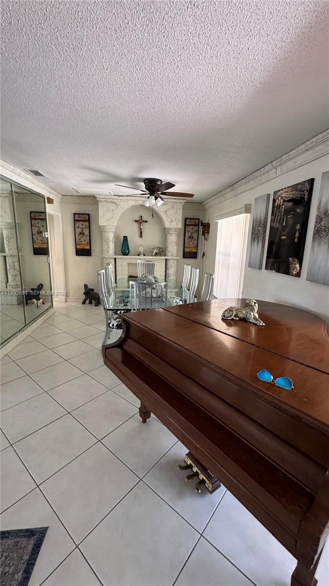 COCONUT CREEK 7TH SEC - Residential