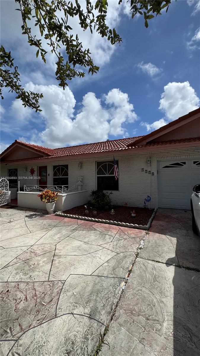 COCONUT CREEK 7TH SEC - Residential