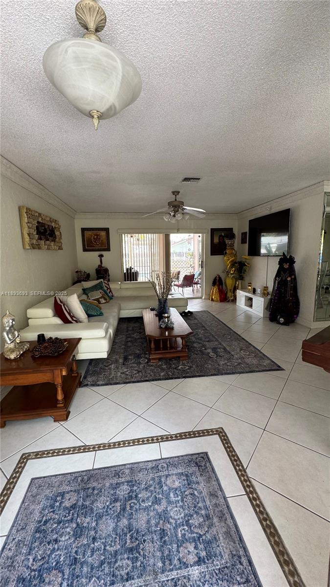 COCONUT CREEK 7TH SEC - Residential