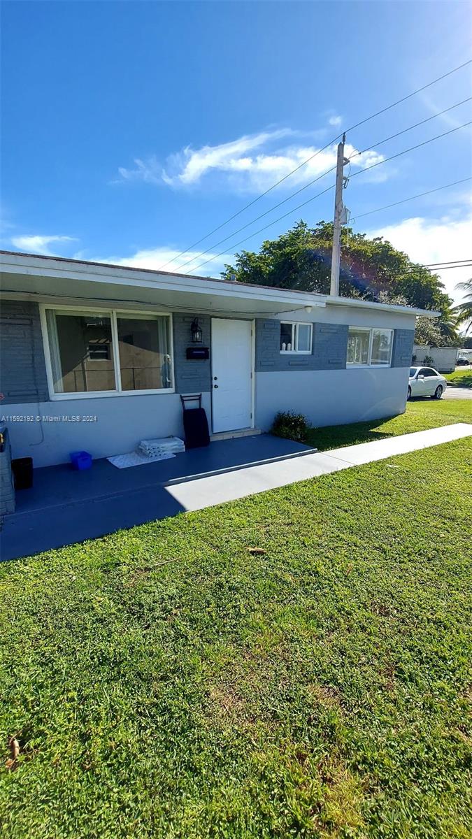 LAKESIDE ESTATES NO 2 - Residential Income