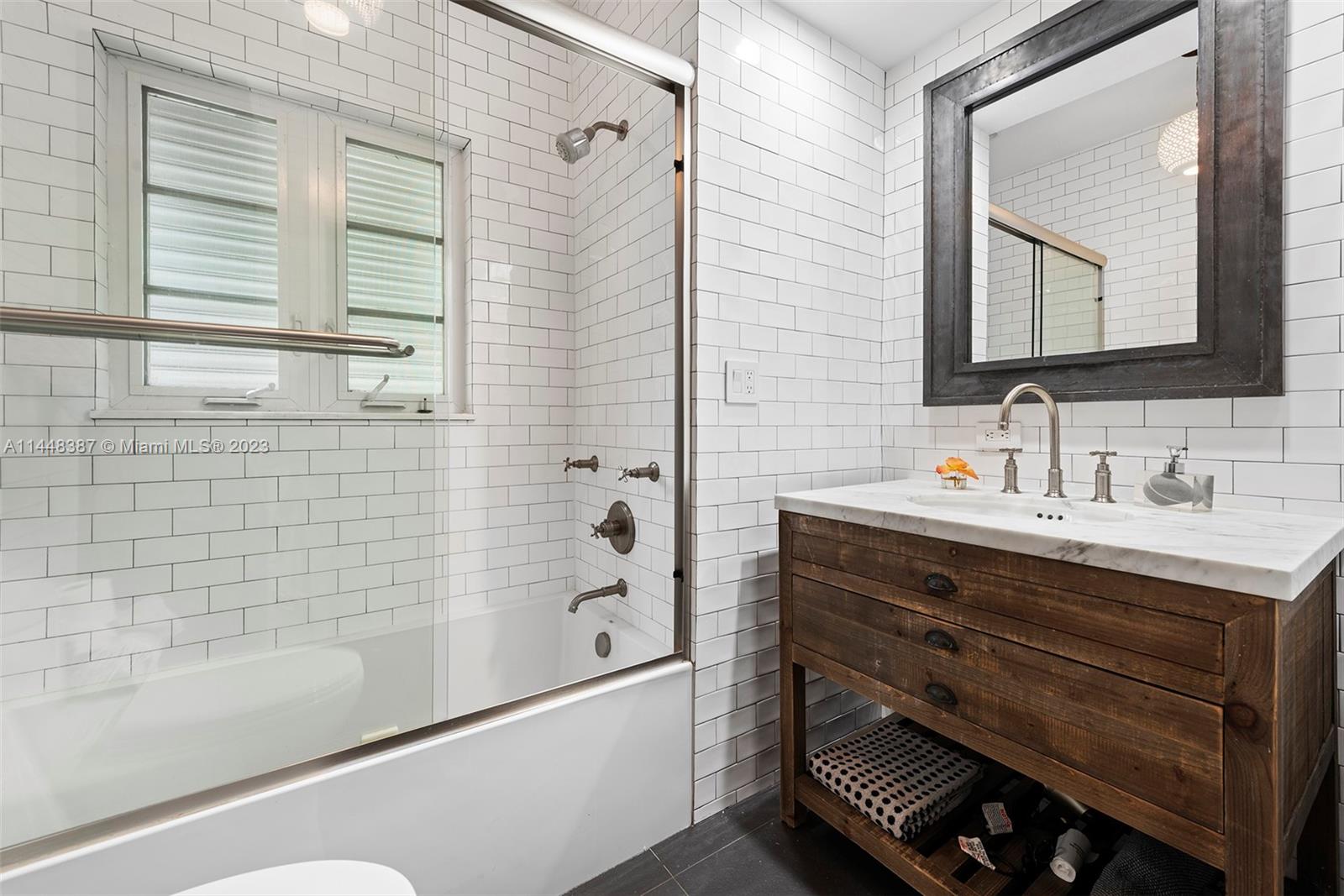 BAYSHORE UNIT 3 - Residential