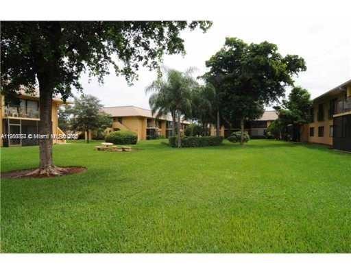 HAMPTON COURT CONDO - Residential Lease