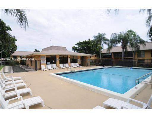 HAMPTON COURT CONDO - Residential Lease