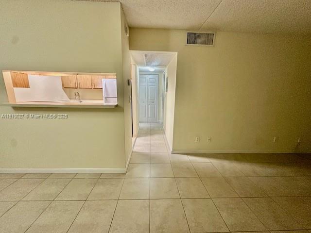 HAMPTON COURT CONDO - Residential Lease