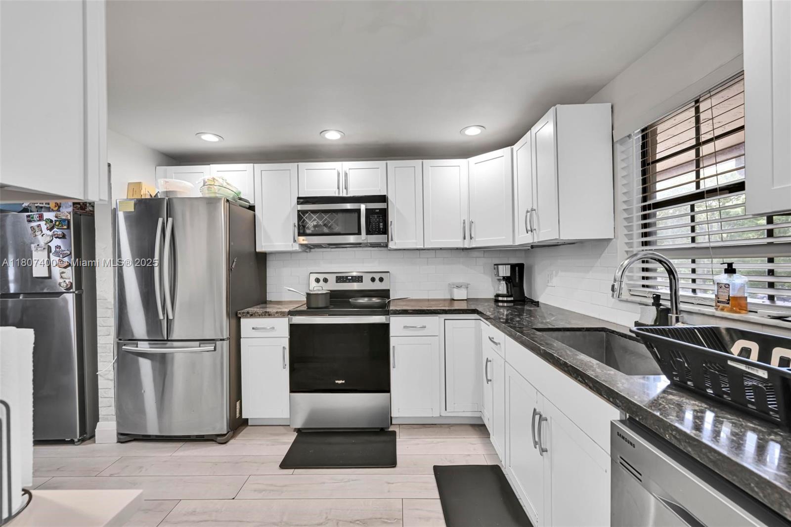 3361 NW 85th Ave 305