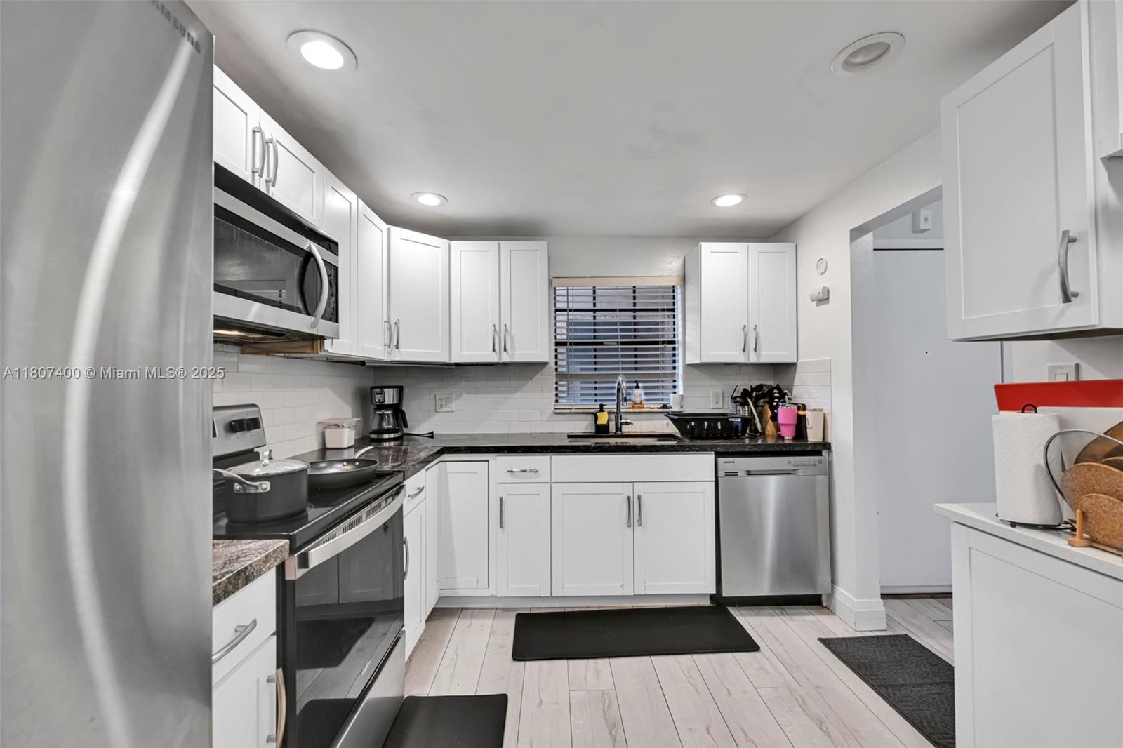 3361 NW 85th Ave 305